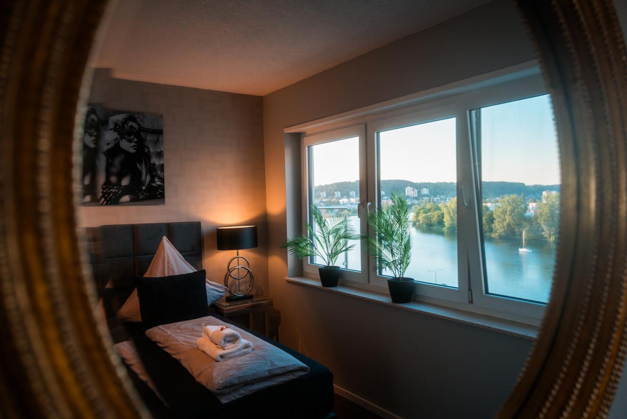 Penthouse Wohnung Mit Schoenem Moselblick In Metternich Koblenz (Rhineland-Palatinate) Exterior foto