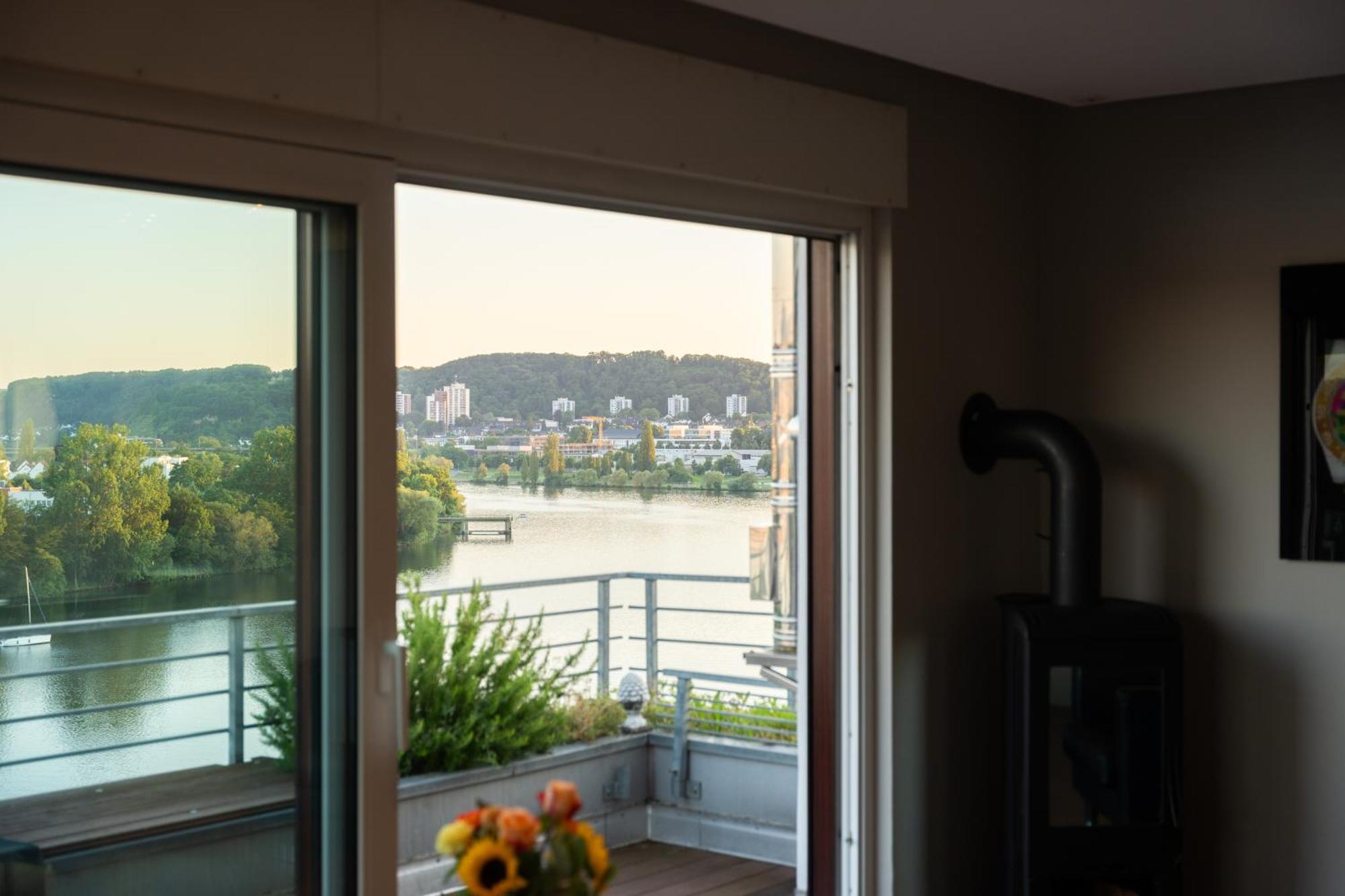Penthouse Wohnung Mit Schoenem Moselblick In Metternich Koblenz (Rhineland-Palatinate) Exterior foto