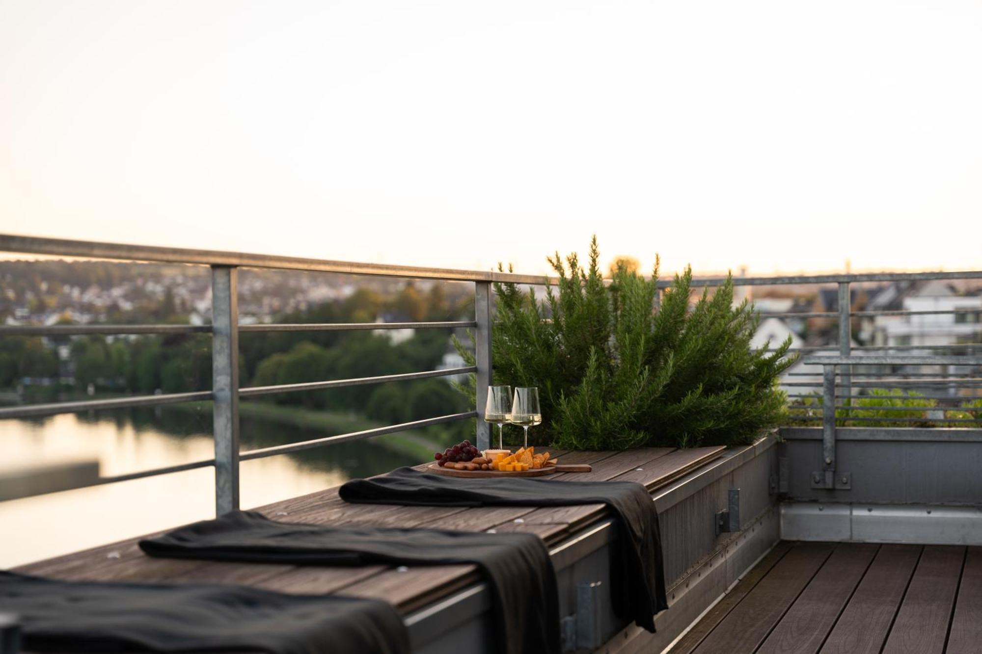 Penthouse Wohnung Mit Schoenem Moselblick In Metternich Koblenz (Rhineland-Palatinate) Exterior foto