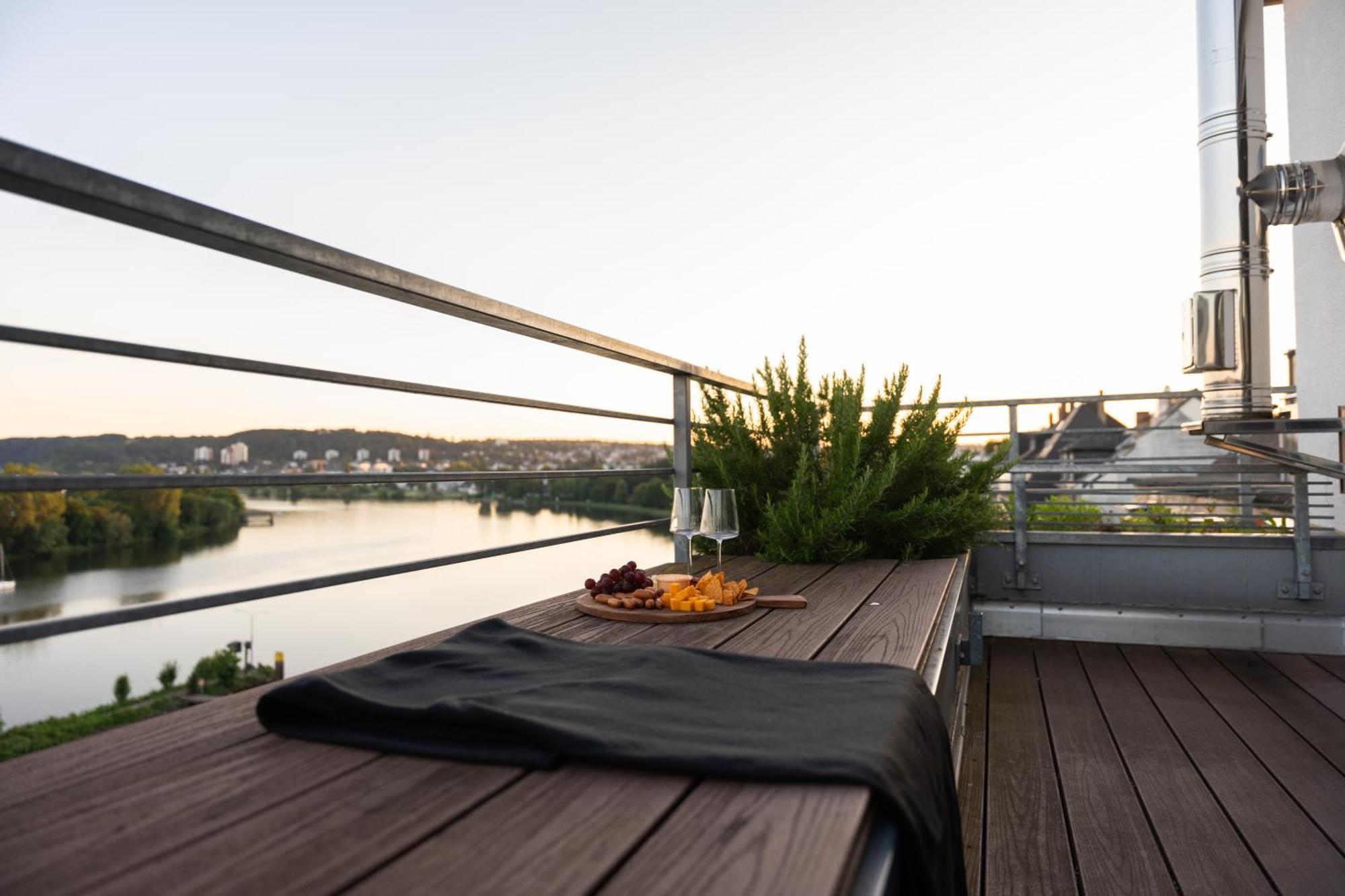 Penthouse Wohnung Mit Schoenem Moselblick In Metternich Koblenz (Rhineland-Palatinate) Exterior foto